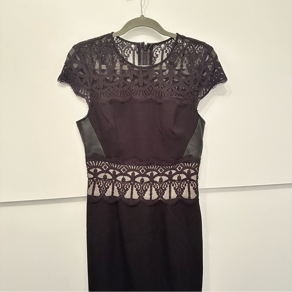 Lipsy black dress with lace details back zipper size 6 - Picture 4 of 11